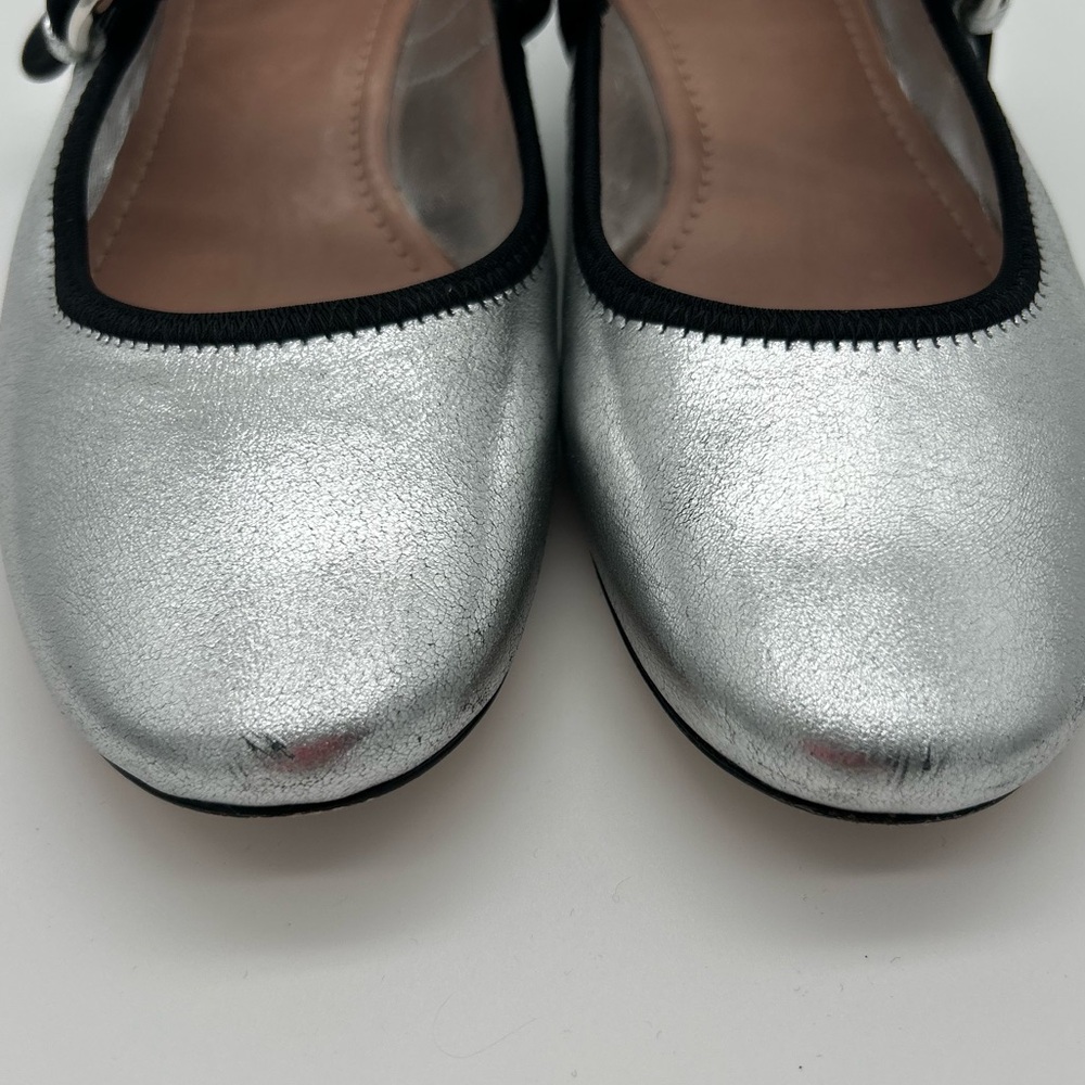 Maeve Anthropologie Mary Jane Silver and Black Trim Flats with Buckle Closure 37 - Picture 5 of 11
